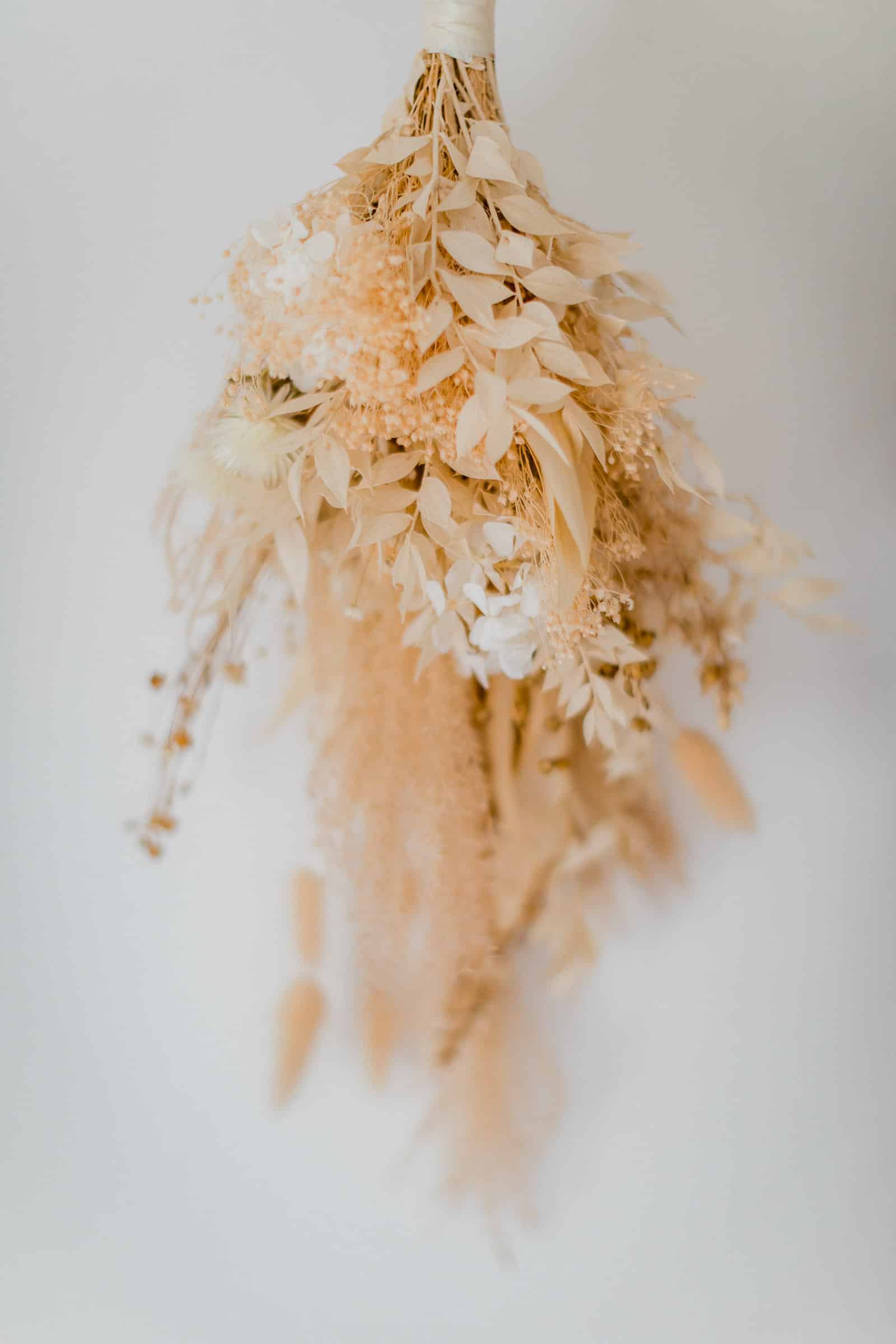 Photographie de Mathieu Dété, photographe de mariage et de famille à Saint-Gilles sur l'île de la Réunion 974, présentant la décoration de l'atelier Maison Mananne